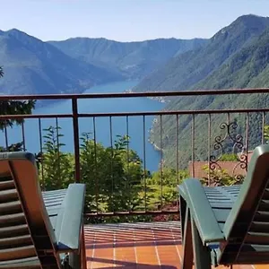Villamarinapigra Lake View Apatments Pigra