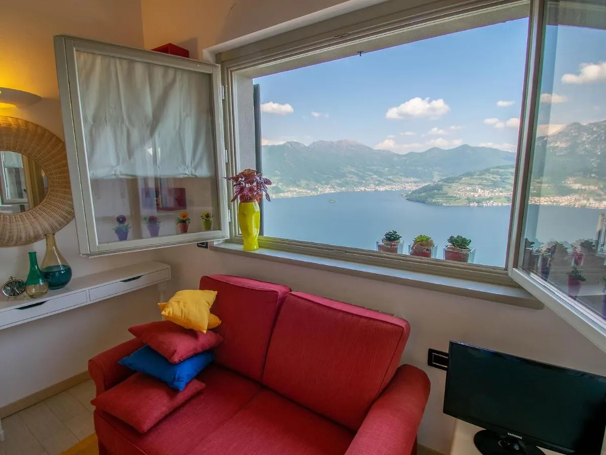 Cherubino - Stunning Lake View With Swimming Pool Parzanica 0*,  Italy