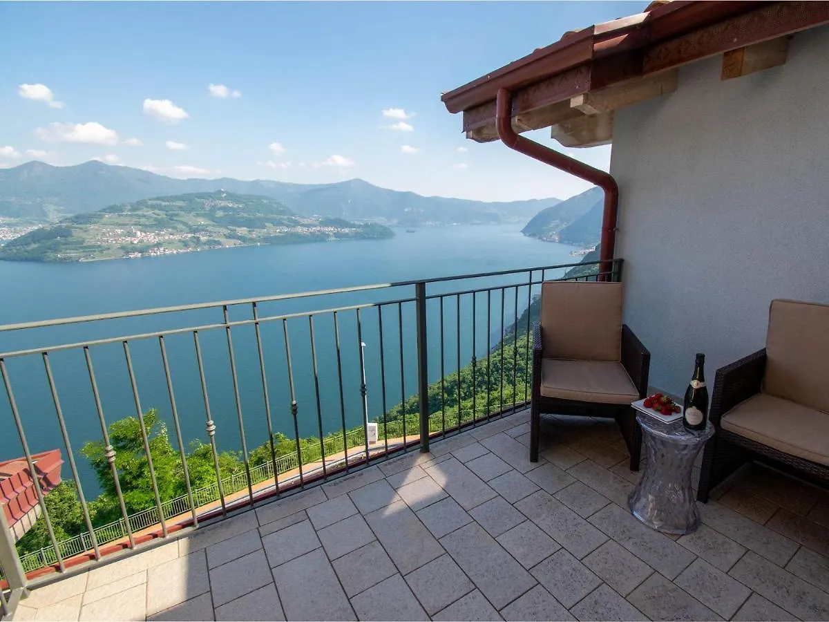 Cherubino - Stunning Lake View With Swimming Pool Parzanica Apartment